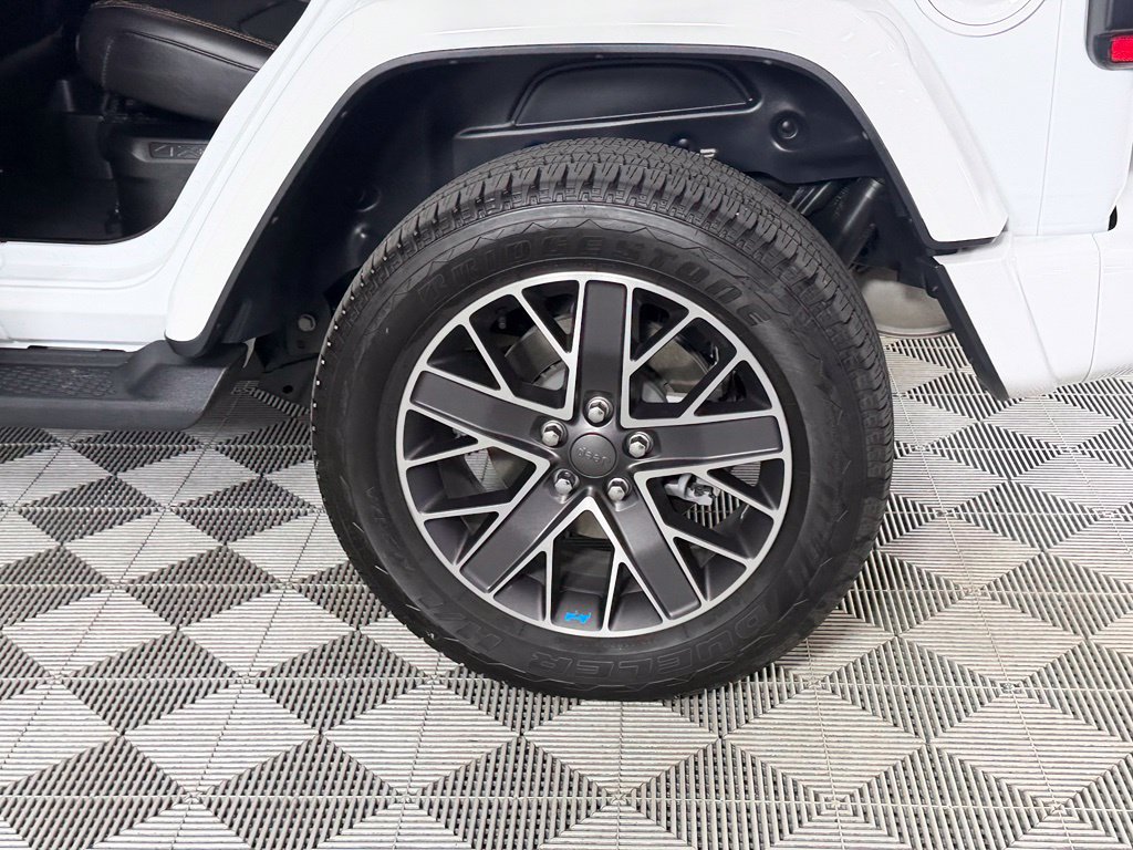 Certified 2023 Jeep Wrangler Unlimited Sahara AWD/4WD image 12