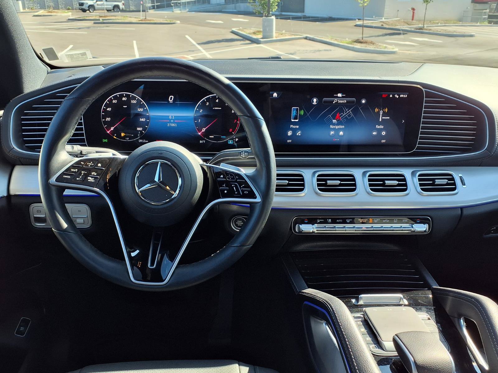 Used 2025 Mercedes-Benz GLS 450 4MATIC image 5