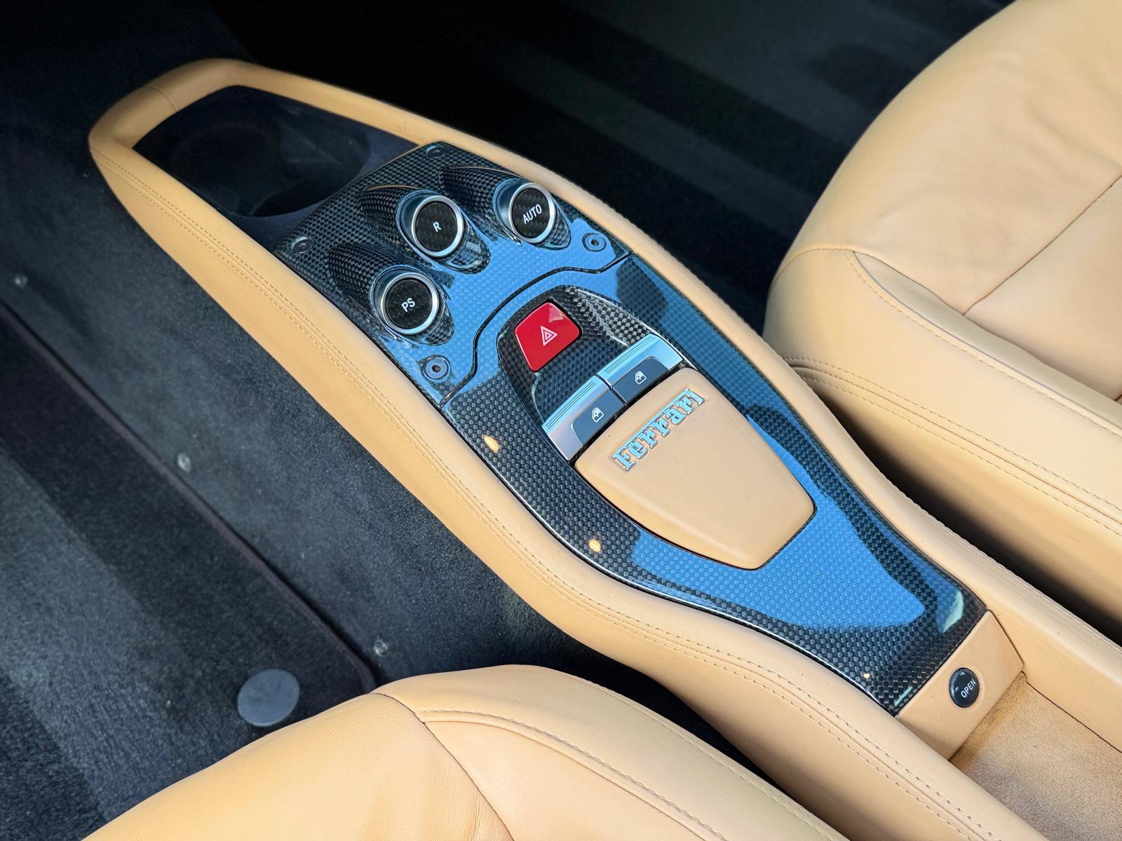 Used 2011 Ferrari 458 Italia Coupe RWD image 50