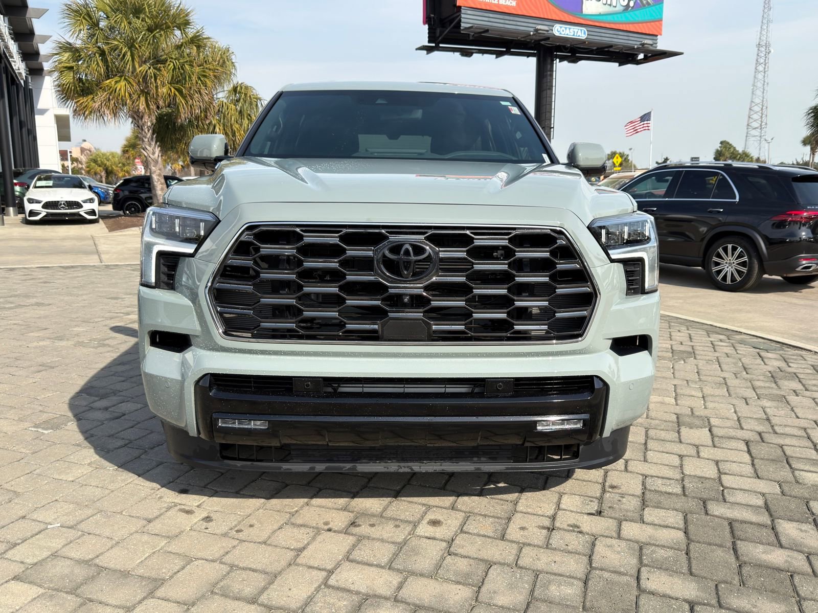 Used 2025 Toyota Sequoia Platinum image 6