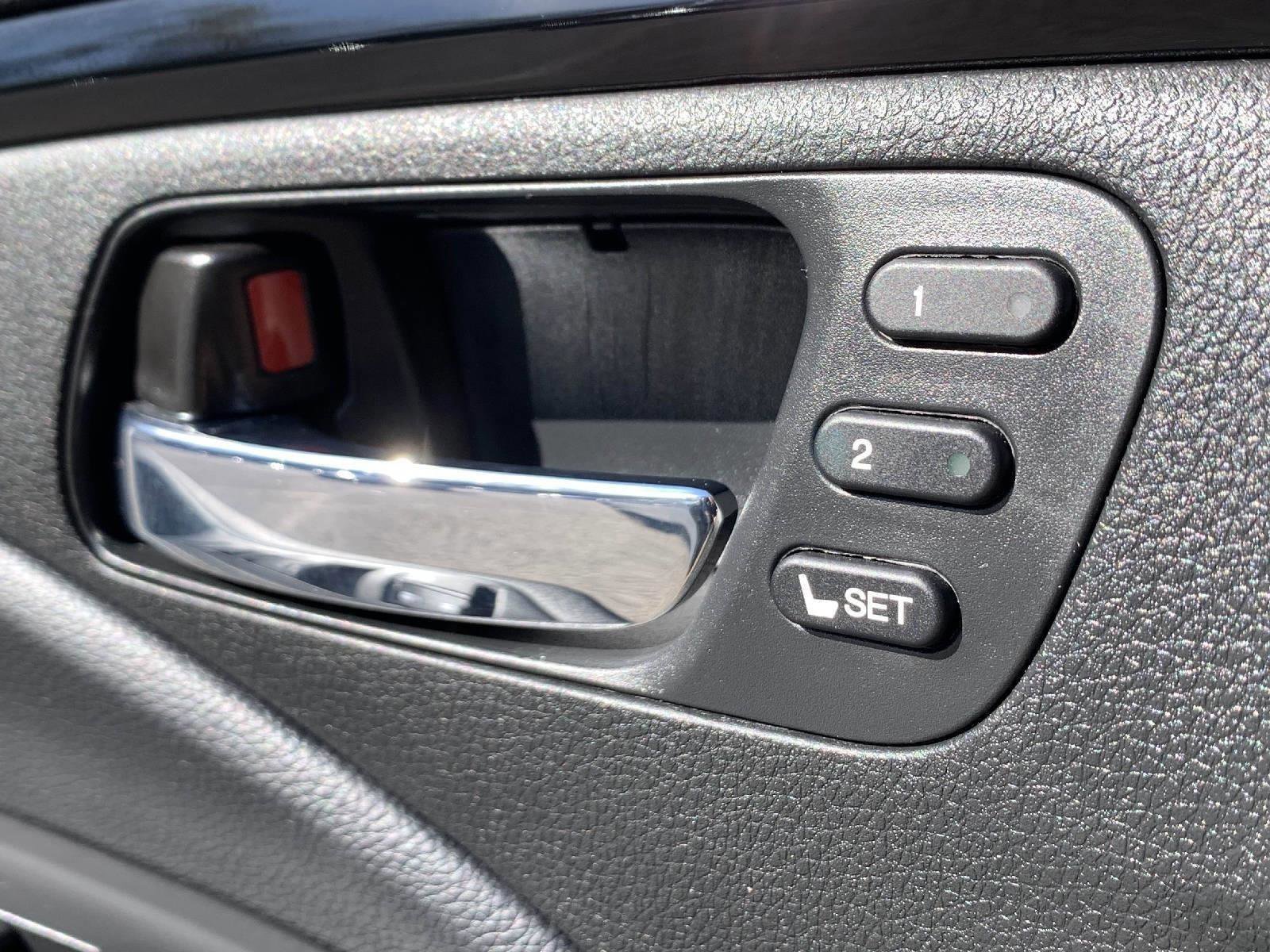 Certified 2024 Honda Ridgeline Black Edition image 13