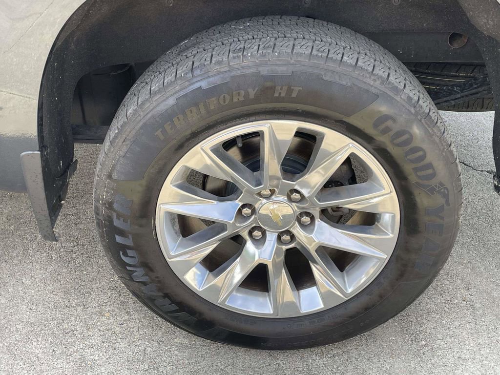 Used 2020 Chevrolet Silverado 1500 LTZ w/ LTZ Premium Package image 9