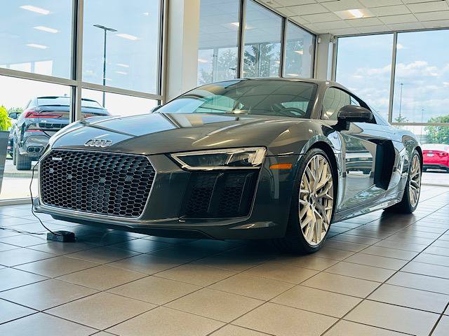 Used 2017 Audi R8 V10 AWD/4WD image 3