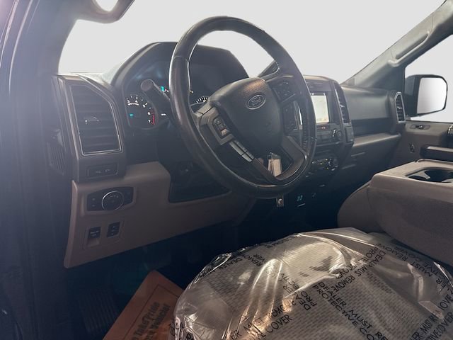 Used 2018 Ford F150 XLT w/ Equipment Group 302A Luxury AWD/4WD image 10