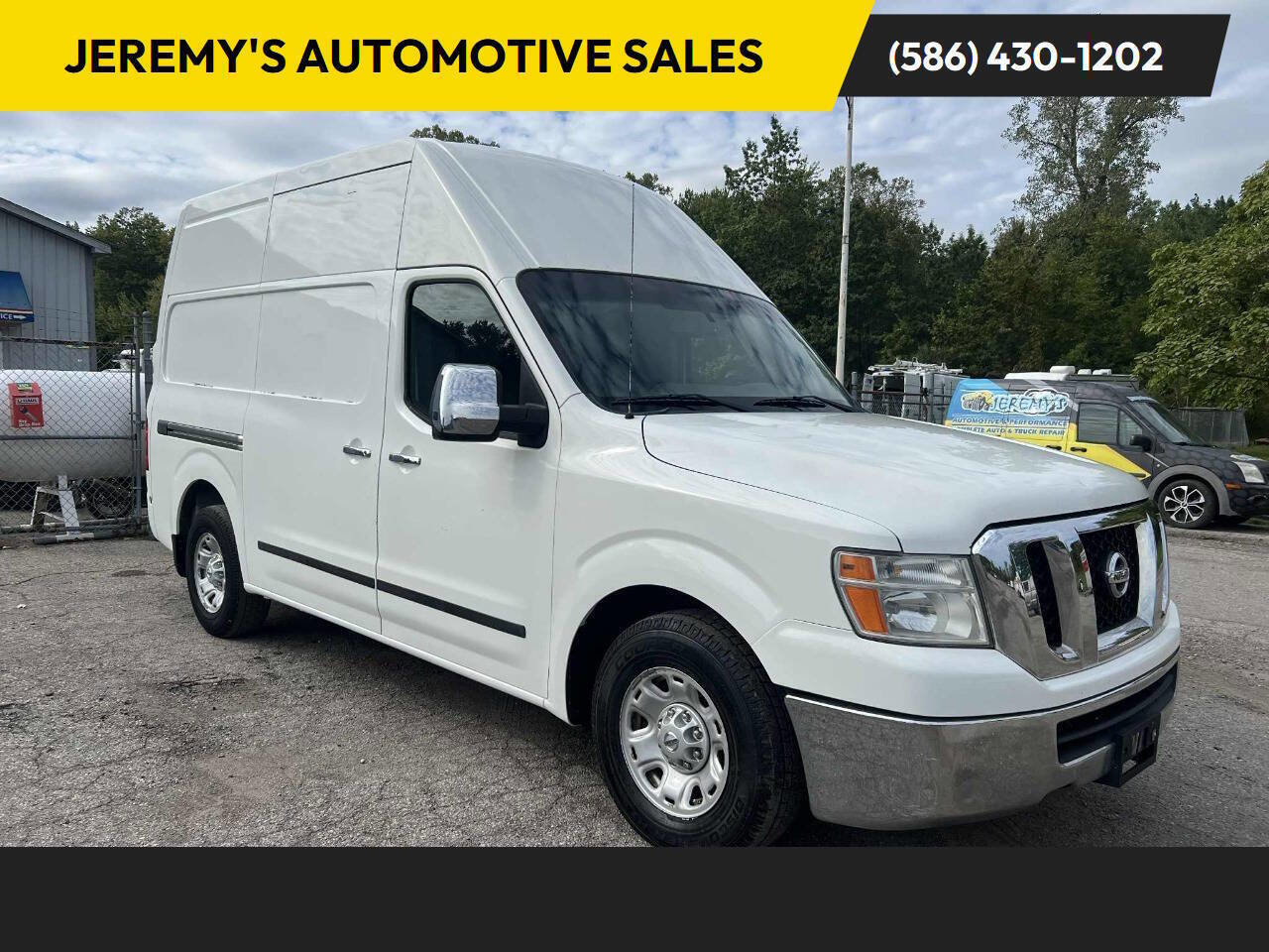 Used 2012 Nissan NV 3500 SV w/ Side Curtain Airbag Pkg