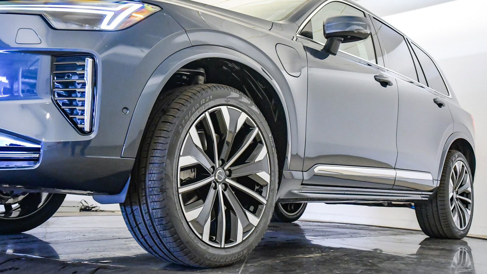 New 2026 Volvo XC90 T8 Ultra w/ Protection Package image 10