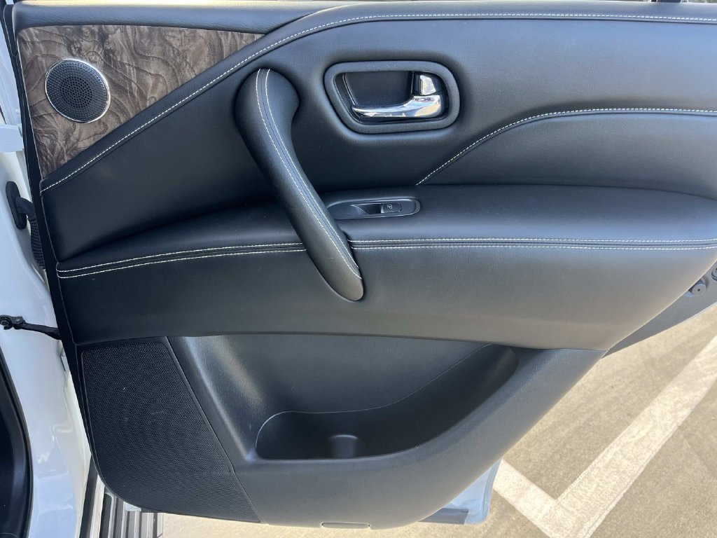 Used 2021 INFINITI QX80 Premium Select w/ All-Season Package RWD image 25