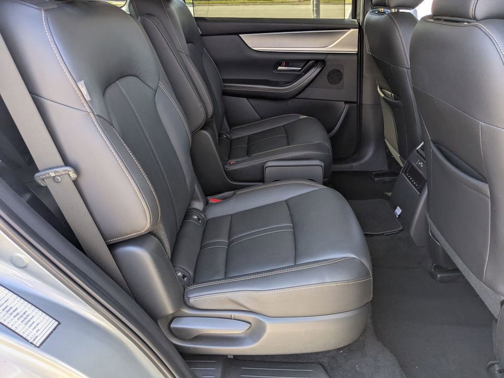 Used 2025 MAZDA CX-90 3.3 Turbo w/ Premium Sport Pkg image 32