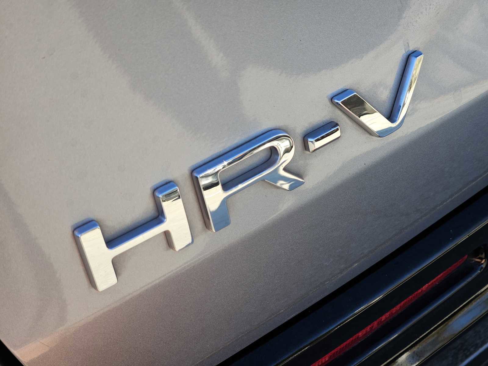 Used 2024 Honda HR-V EX-L image 11