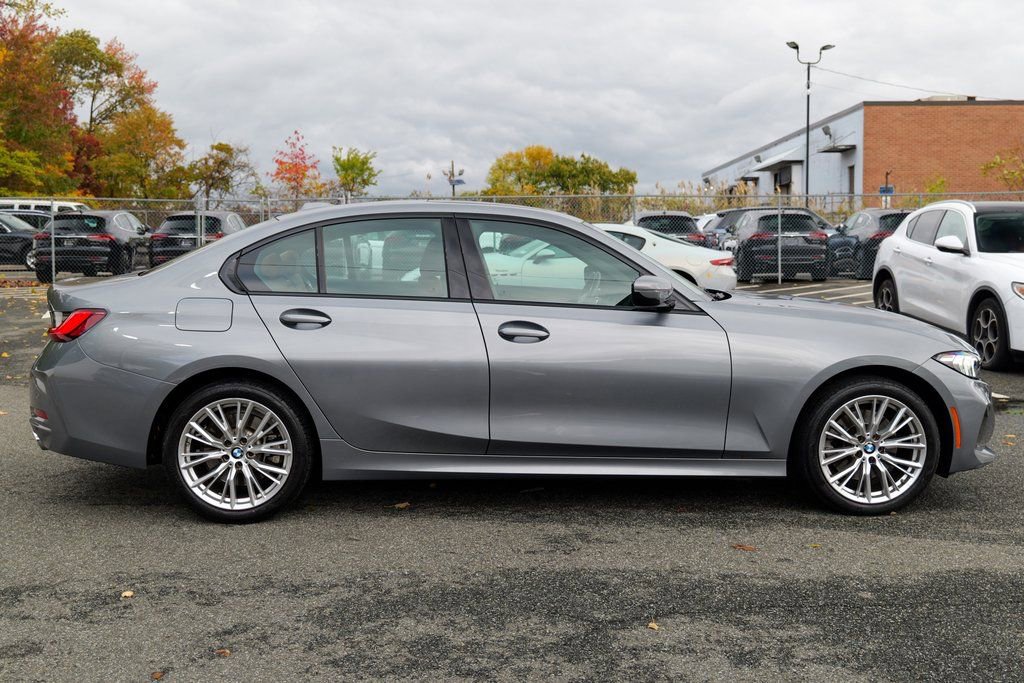 Used 2023 BMW 330i xDrive Sedan w/ Driving Assistance Package image 8