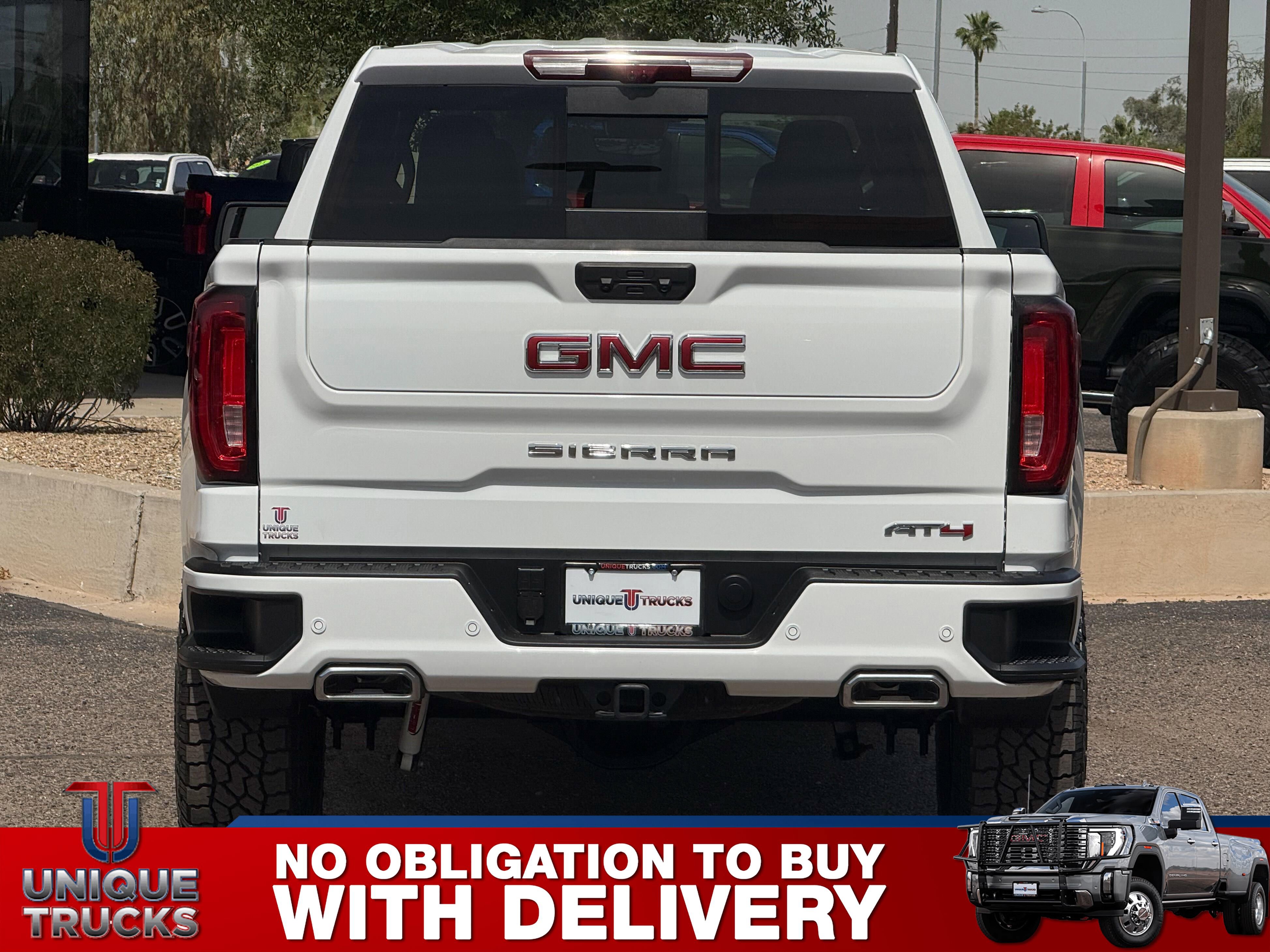 Used 2025 GMC Sierra 1500 AT4 w/ Technology Package AWD/4WD image 6