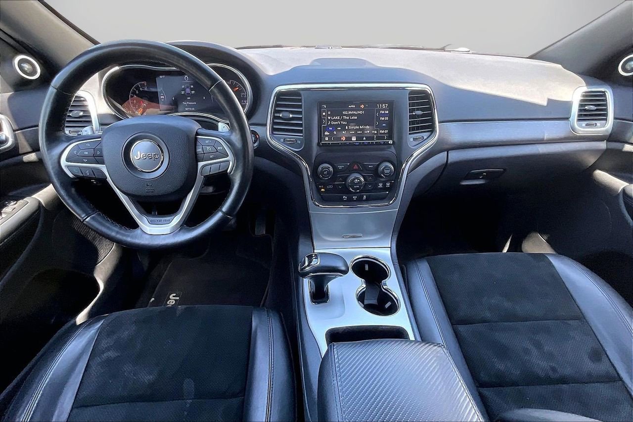 Used 2015 Jeep Grand Cherokee Altitude AWD/4WD image 15