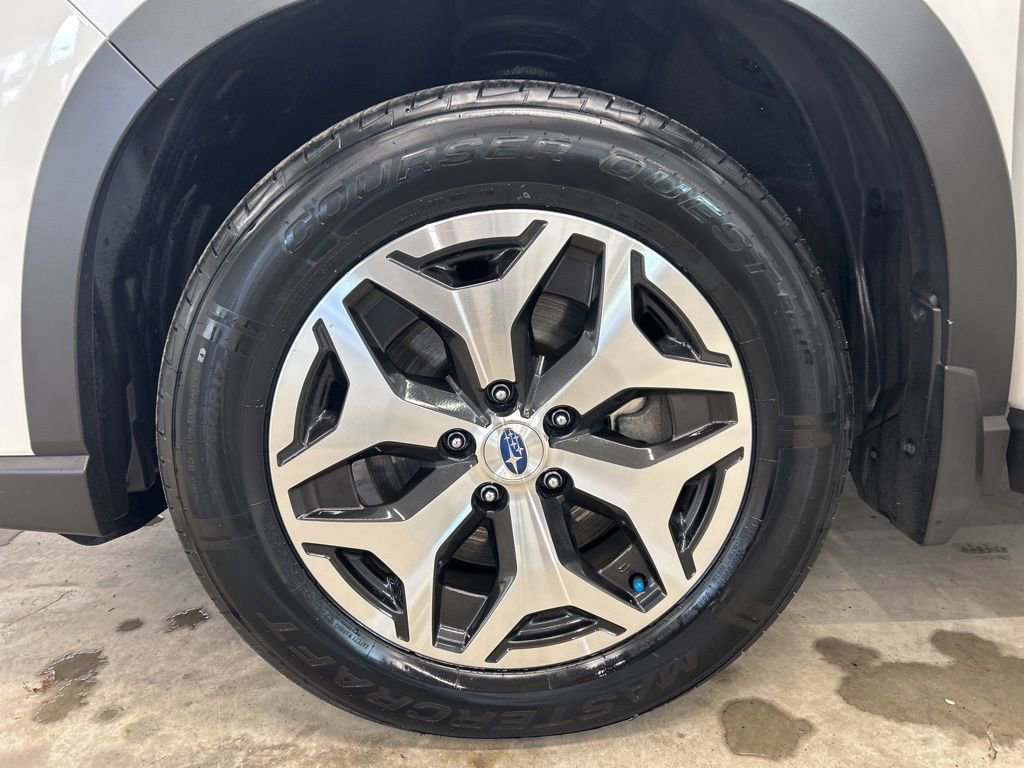 Certified 2024 Subaru Forester Premium image 25