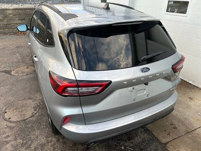 Certified 2024 Ford Escape ST-Line image 4