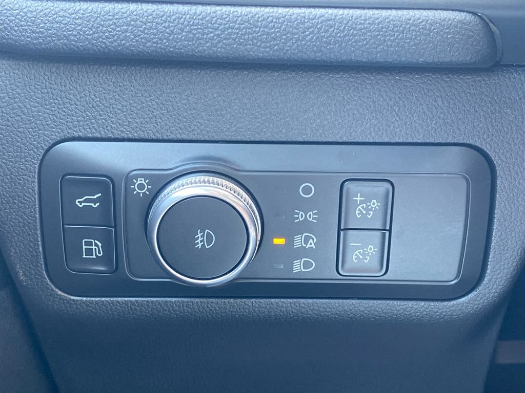 Used 2021 Ford Escape SEL FWD image 33