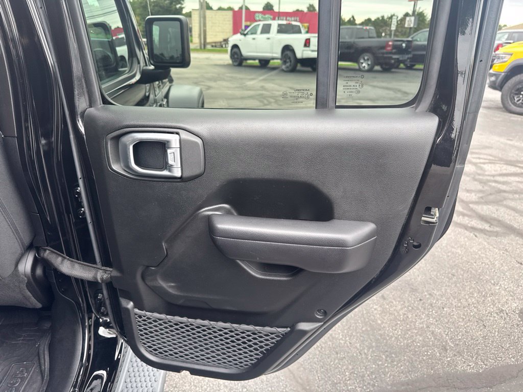 Used 2019 Jeep Wrangler Unlimited Sport AWD/4WD image 5