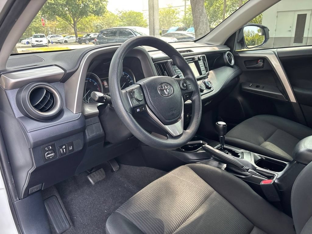 Used 2017 Toyota RAV4 LE FWD image 16