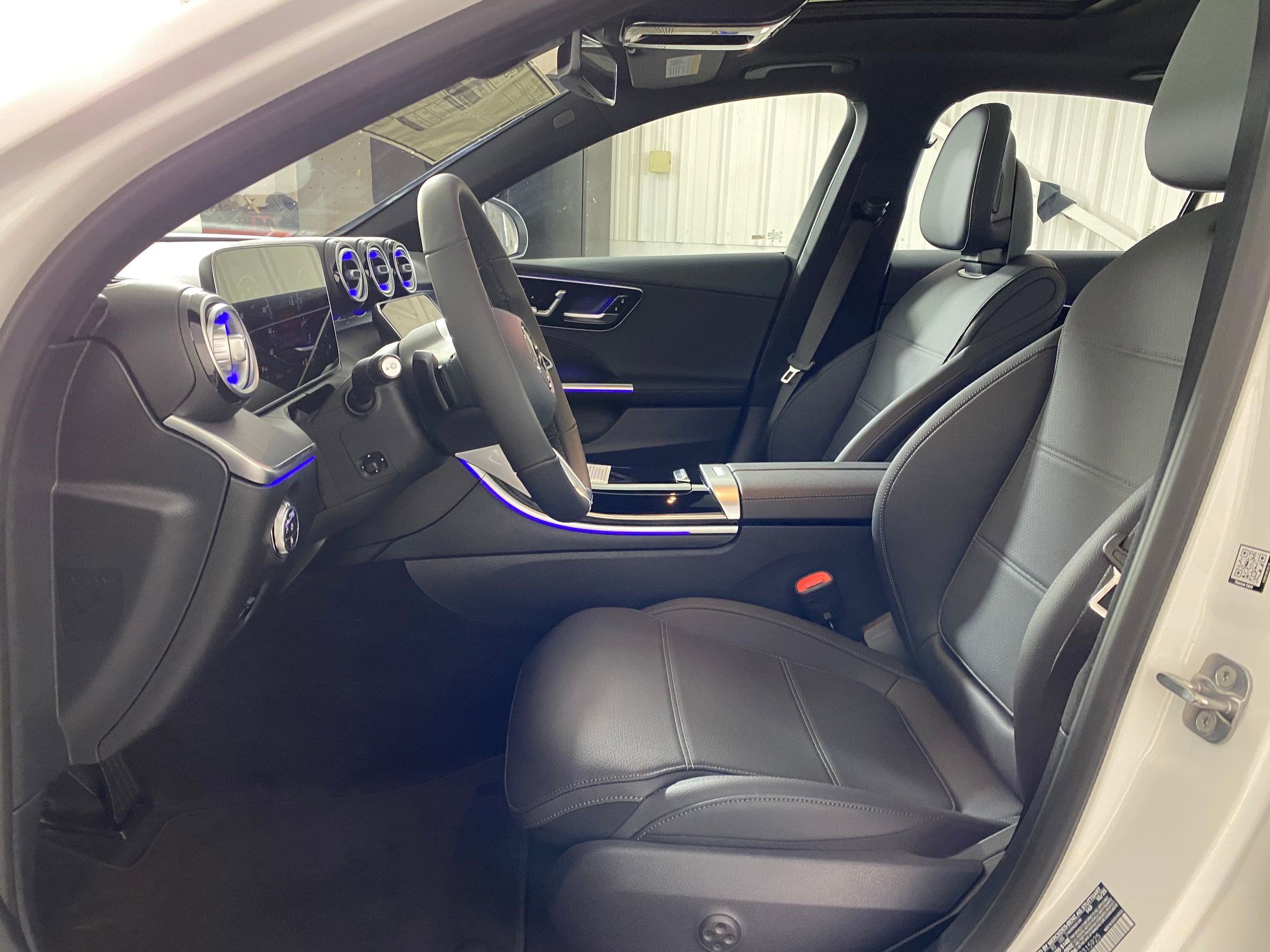 Used 2026 Mercedes-Benz C 300 4MATIC Sedan image 4
