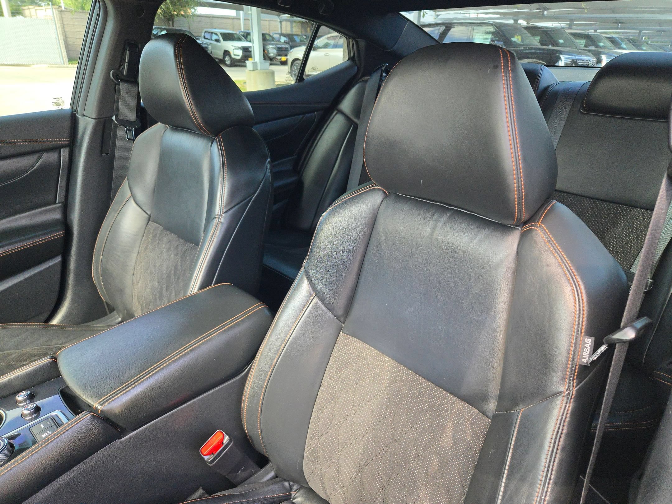Used 2021 Nissan Maxima SR w/ Sport Mat Group FWD image 9
