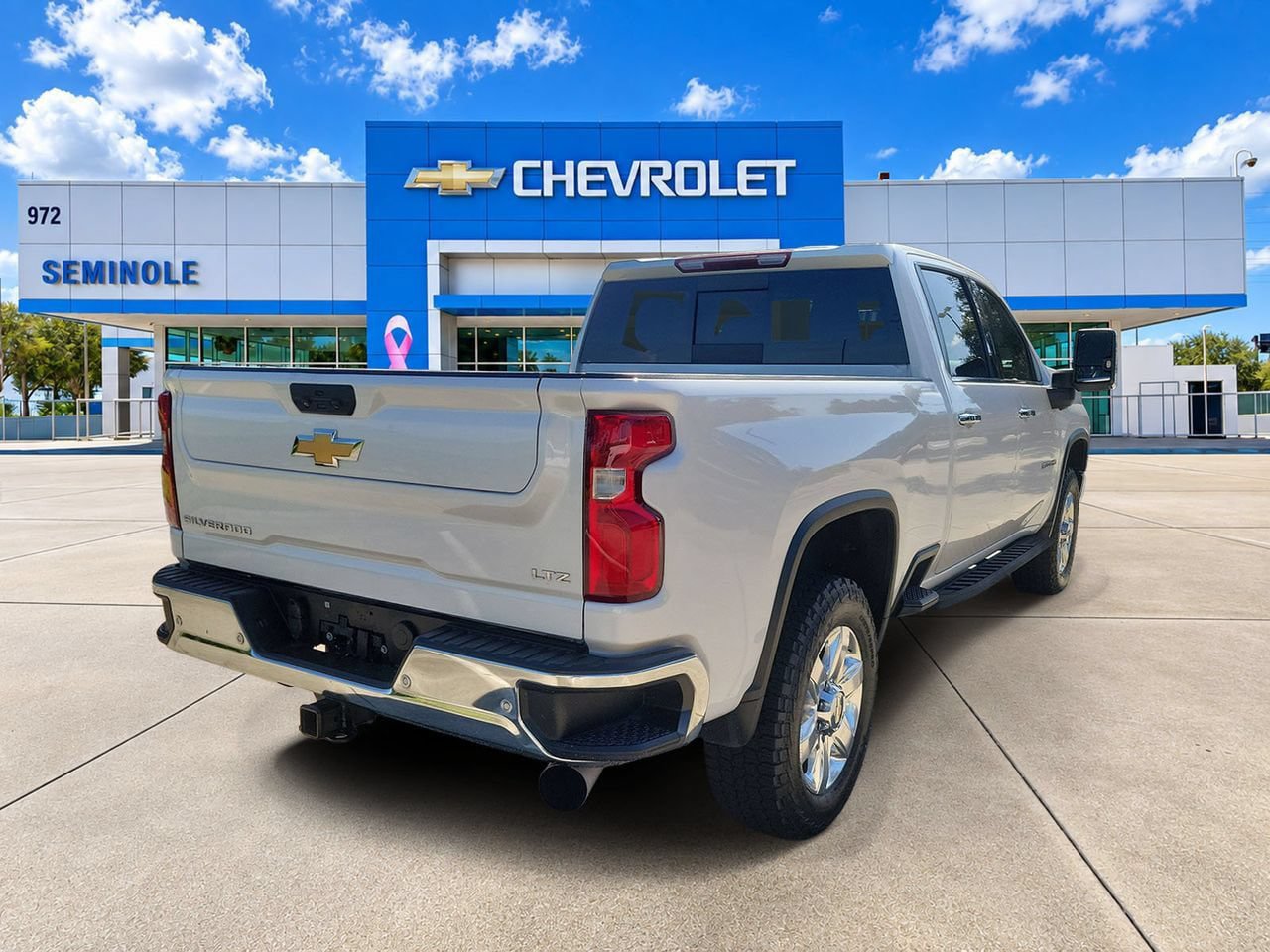 Certified 2022 Chevrolet Silverado 2500 LTZ w/ LTZ Plus Package AWD/4WD image 3