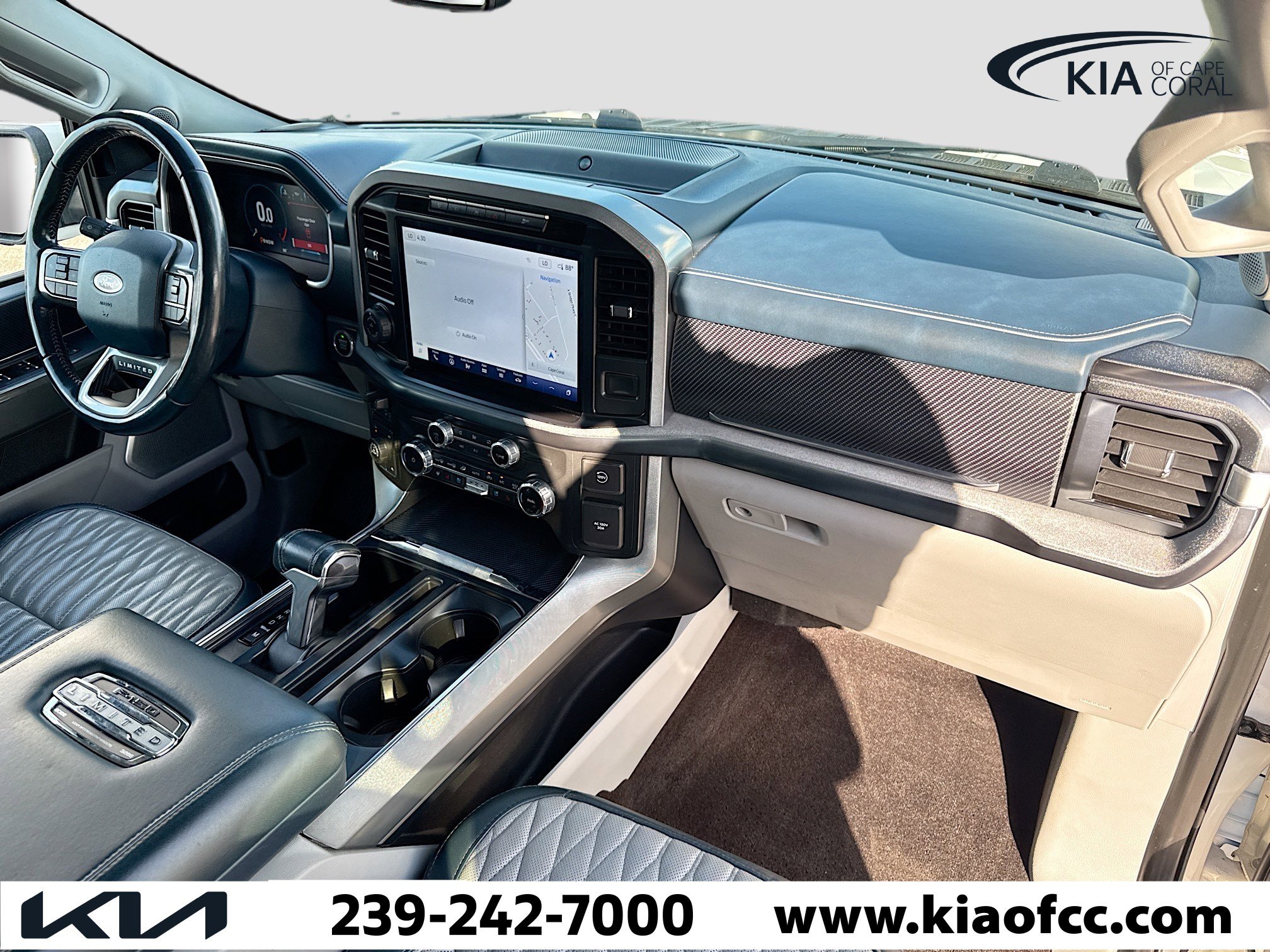 Used 2022 Ford F150 Limited image 11