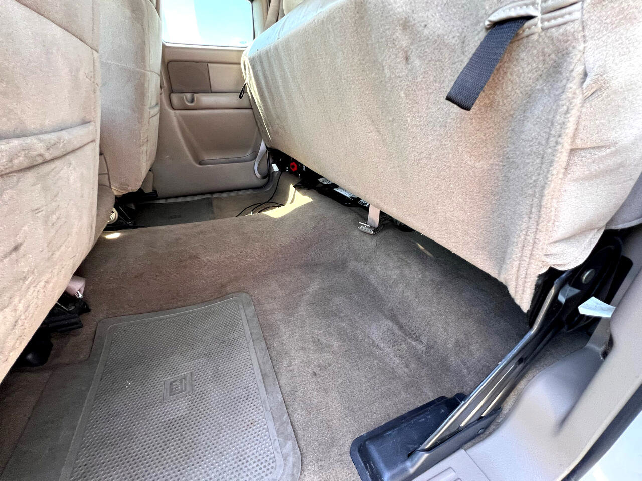 Used 2002 Chevrolet Silverado 2500 LS w/ Electrical Convenience Pkg image 49