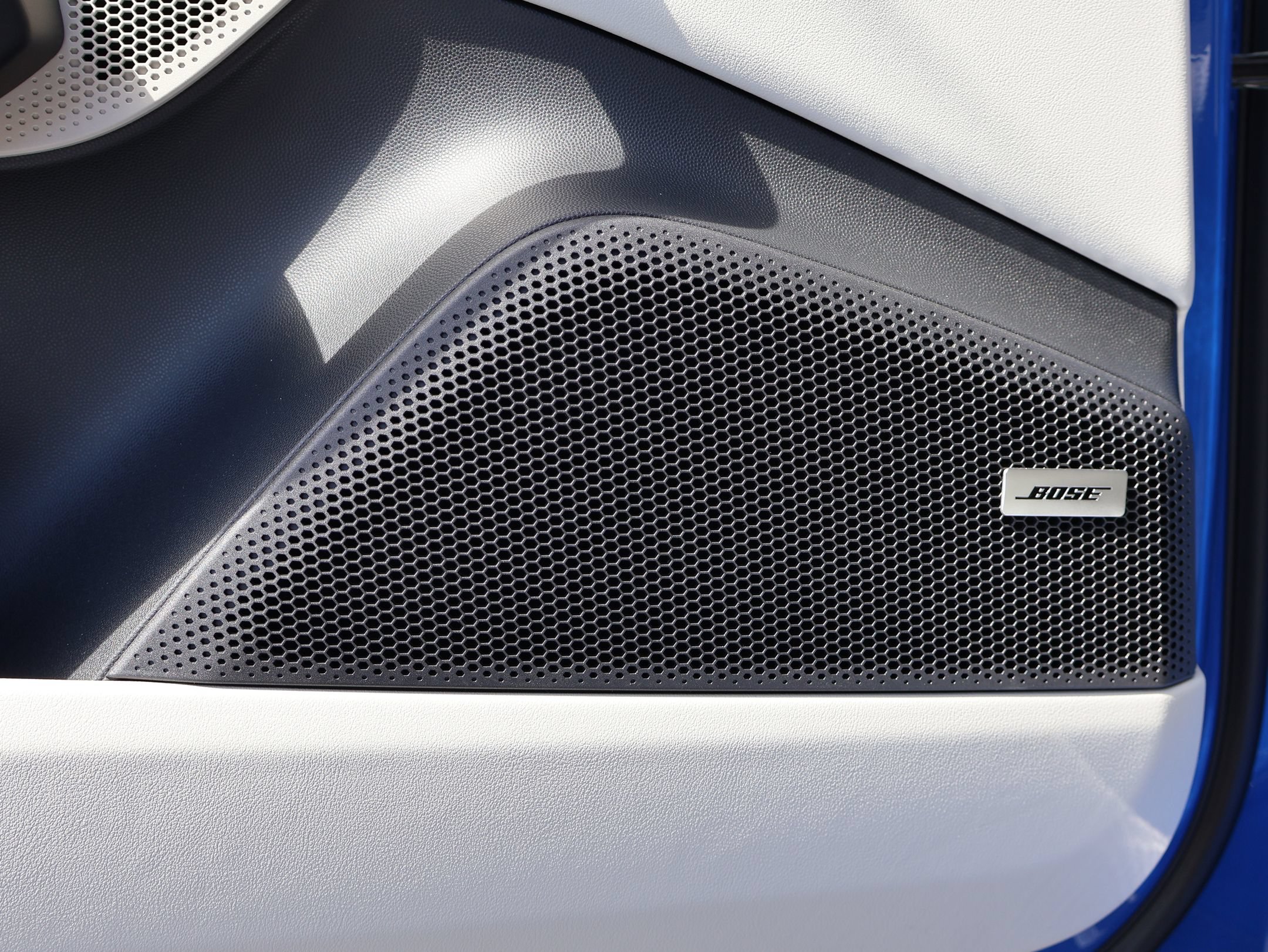 New 2026 Porsche Macan 4 Electric AWD/4WD image 14