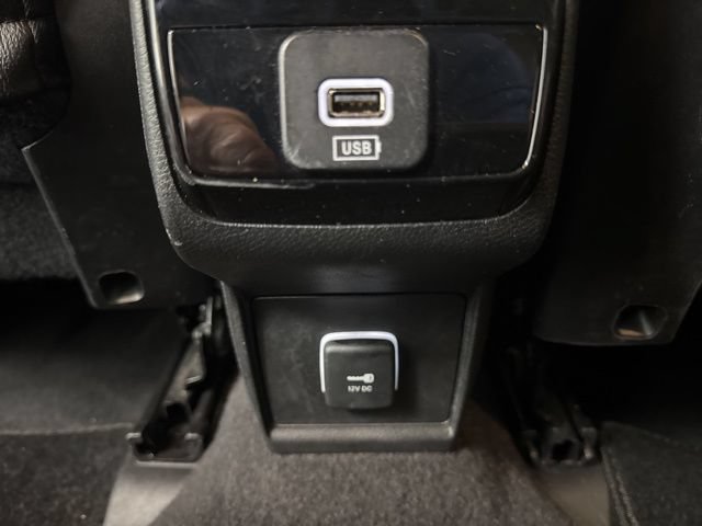 Used 2024 Jeep Compass Latitude AWD/4WD image 22