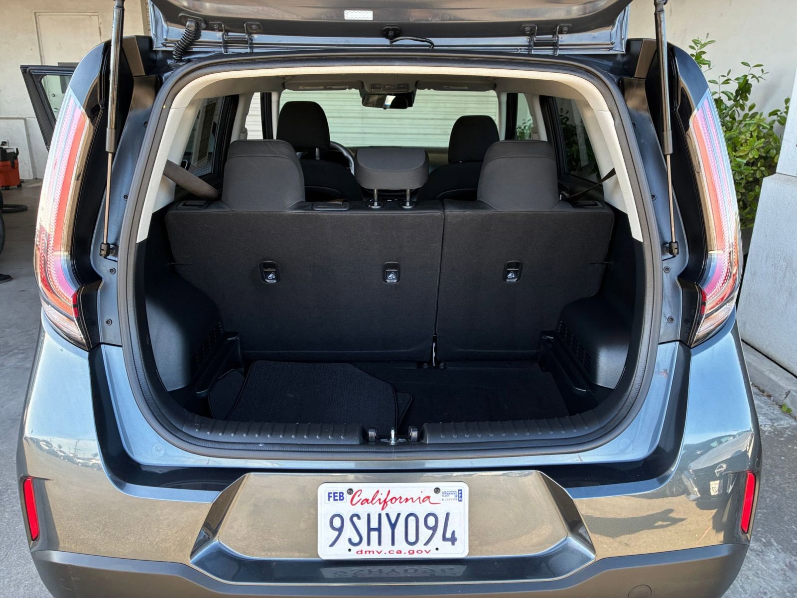 Used 2025 Kia Soul LX w/ LX Technology Package image 31