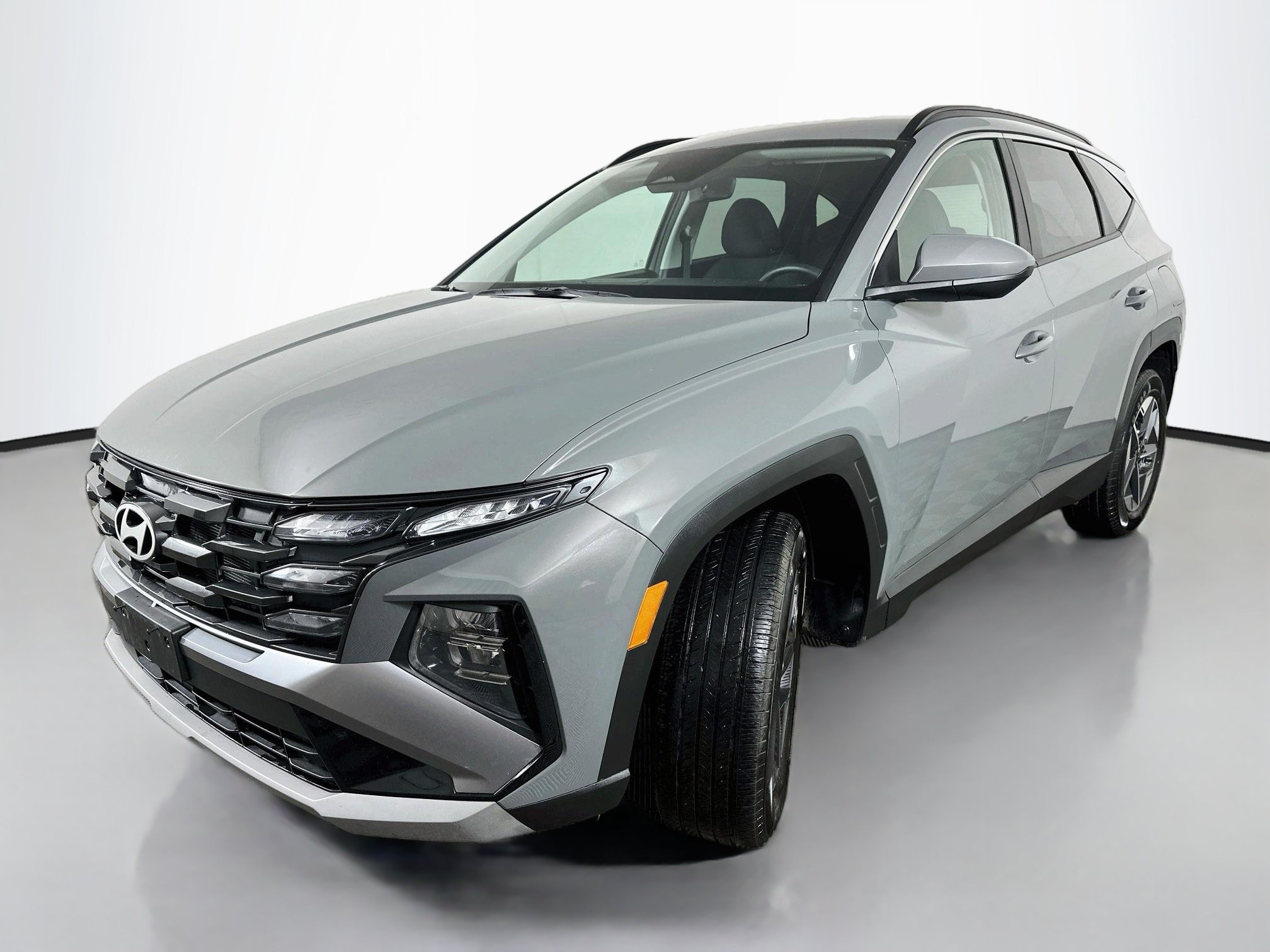 Certified 2025 Hyundai Tucson SEL AWD/4WD image 3