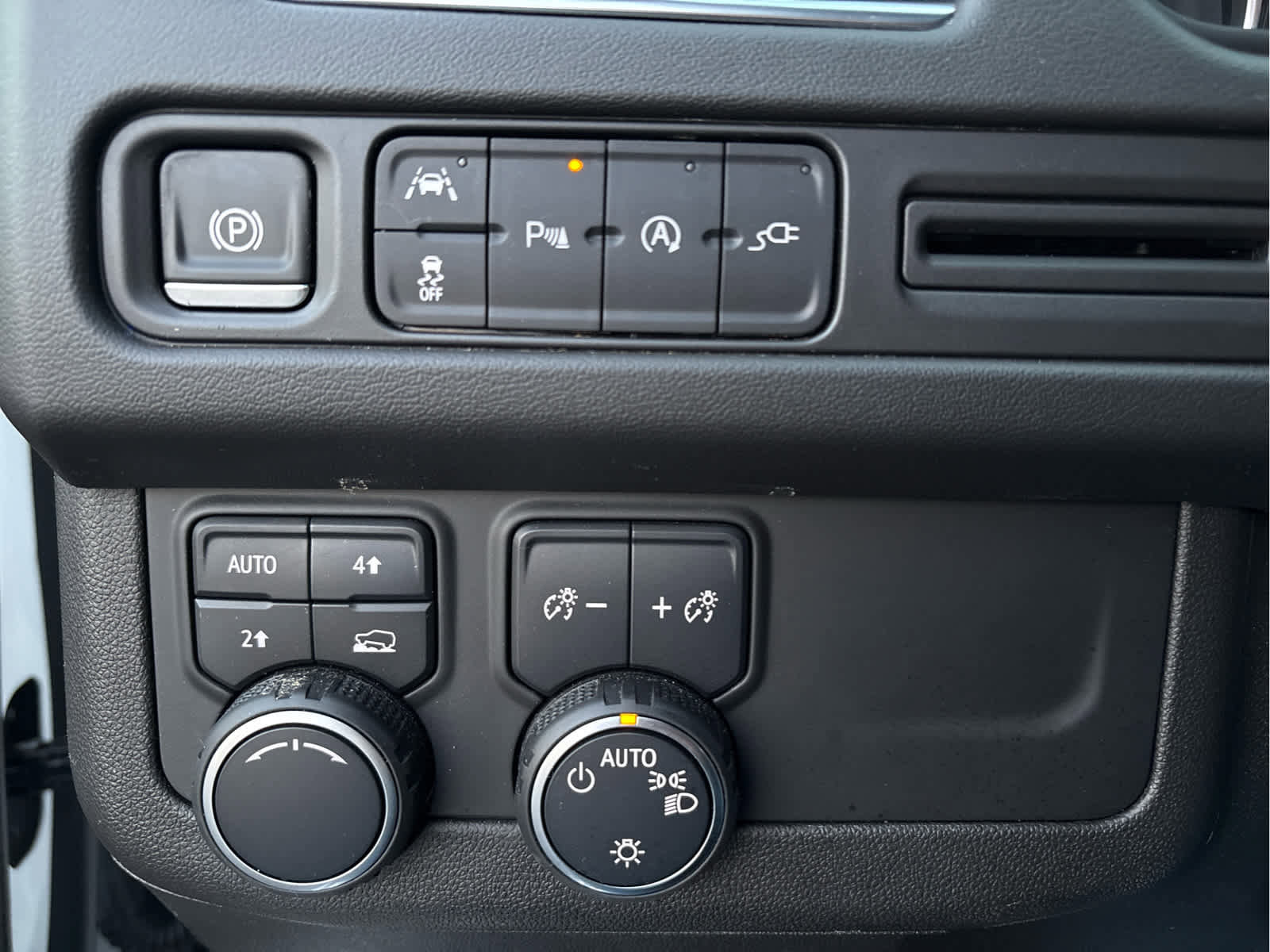 Used 2021 Chevrolet Tahoe LT image 30