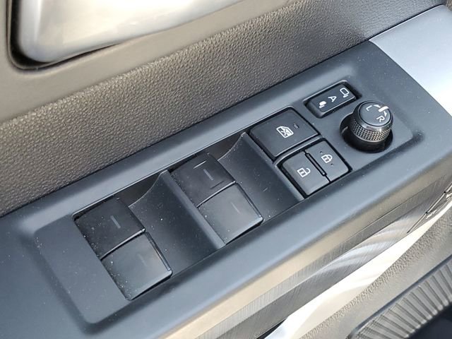 Used 2023 Toyota Tundra Platinum w/ Advanced Package AWD/4WD image 27
