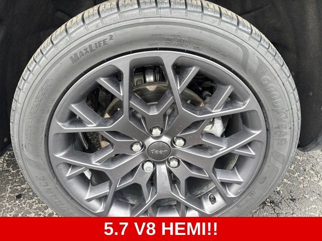 Used 2023 Jeep Grand Cherokee L Summit w/ Advanced Protech Group IV AWD/4WD image 28