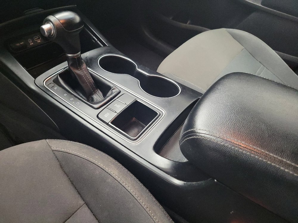 Used 2019 Kia Sorento AWD V6 image 26