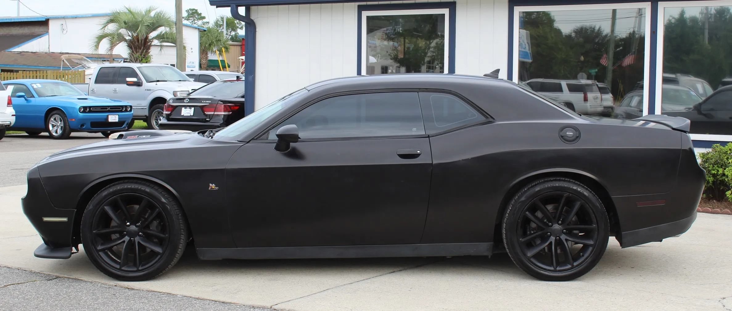 Used 2016 Dodge Challenger R/T Scat Pack RWD image 2