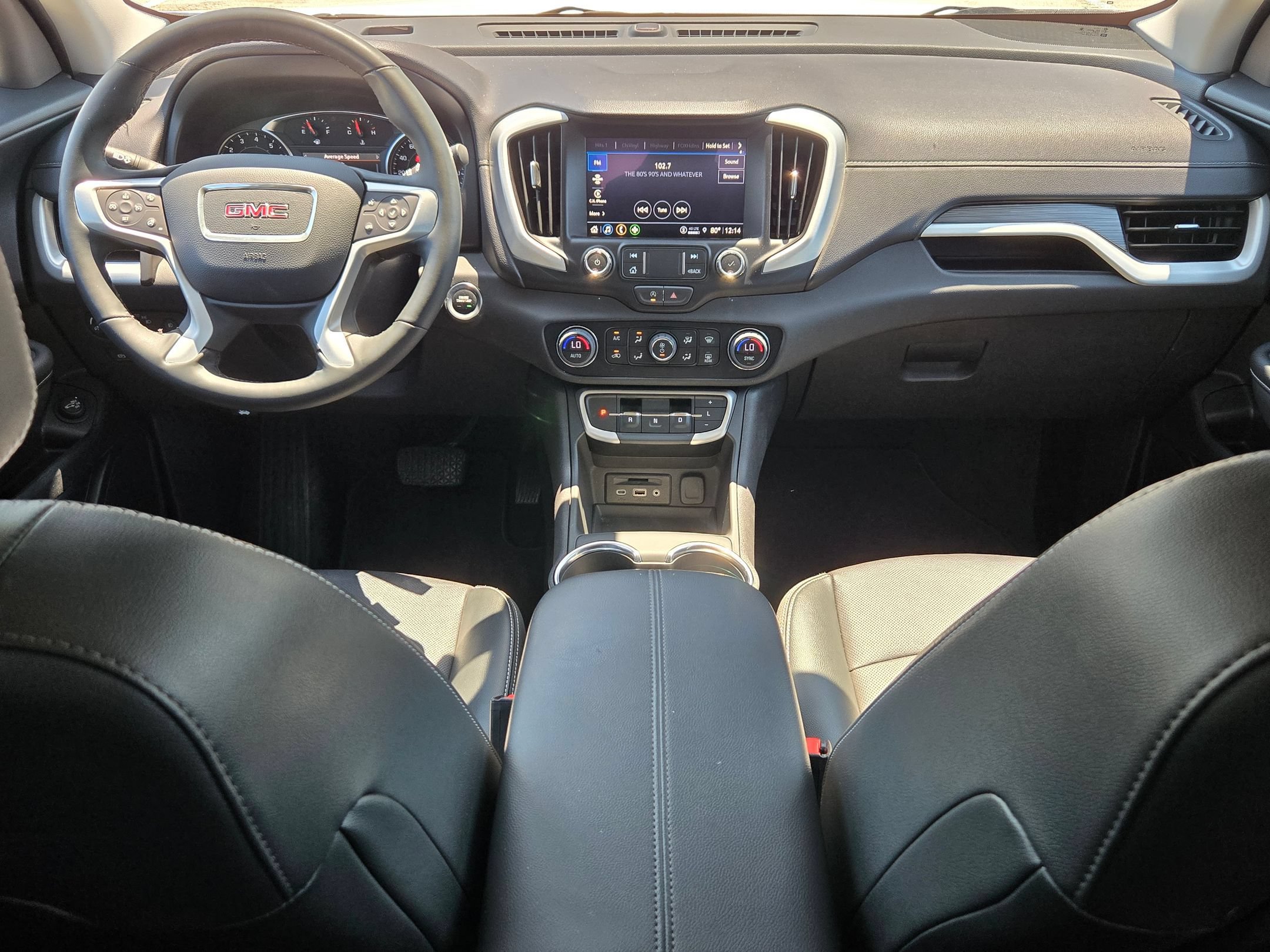 Used 2024 GMC Terrain SLT AWD/4WD image 17