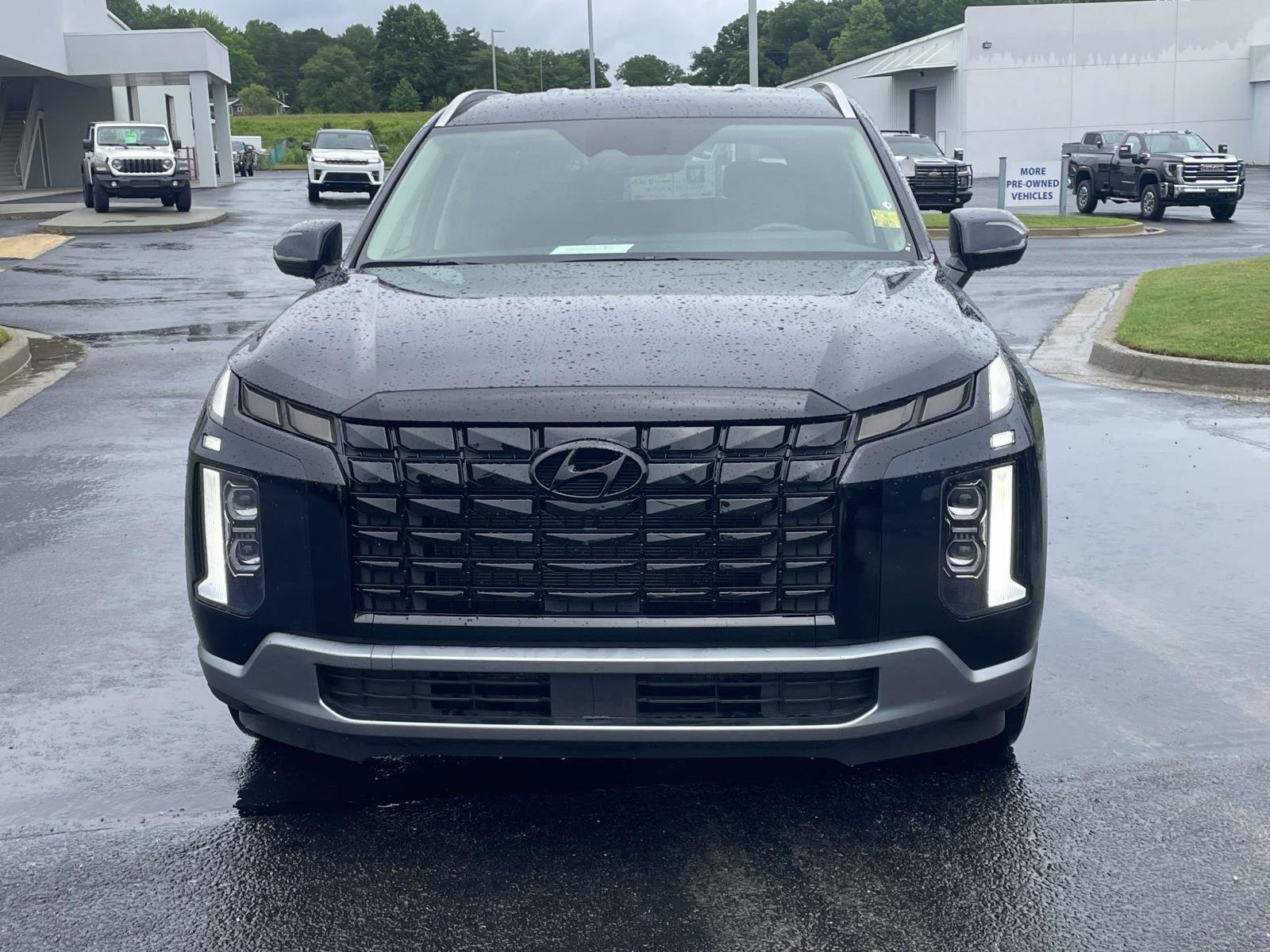 Used 2025 Hyundai Palisade SEL FWD image 16