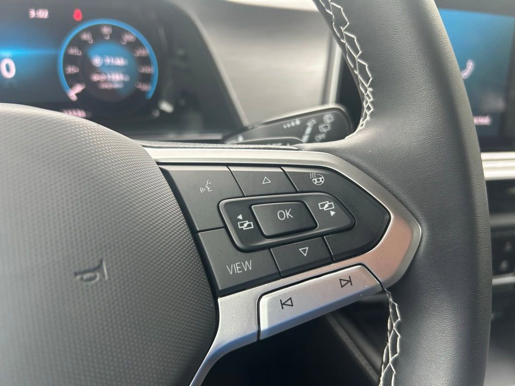 Certified 2024 Volkswagen Atlas Cross Sport SE image 21