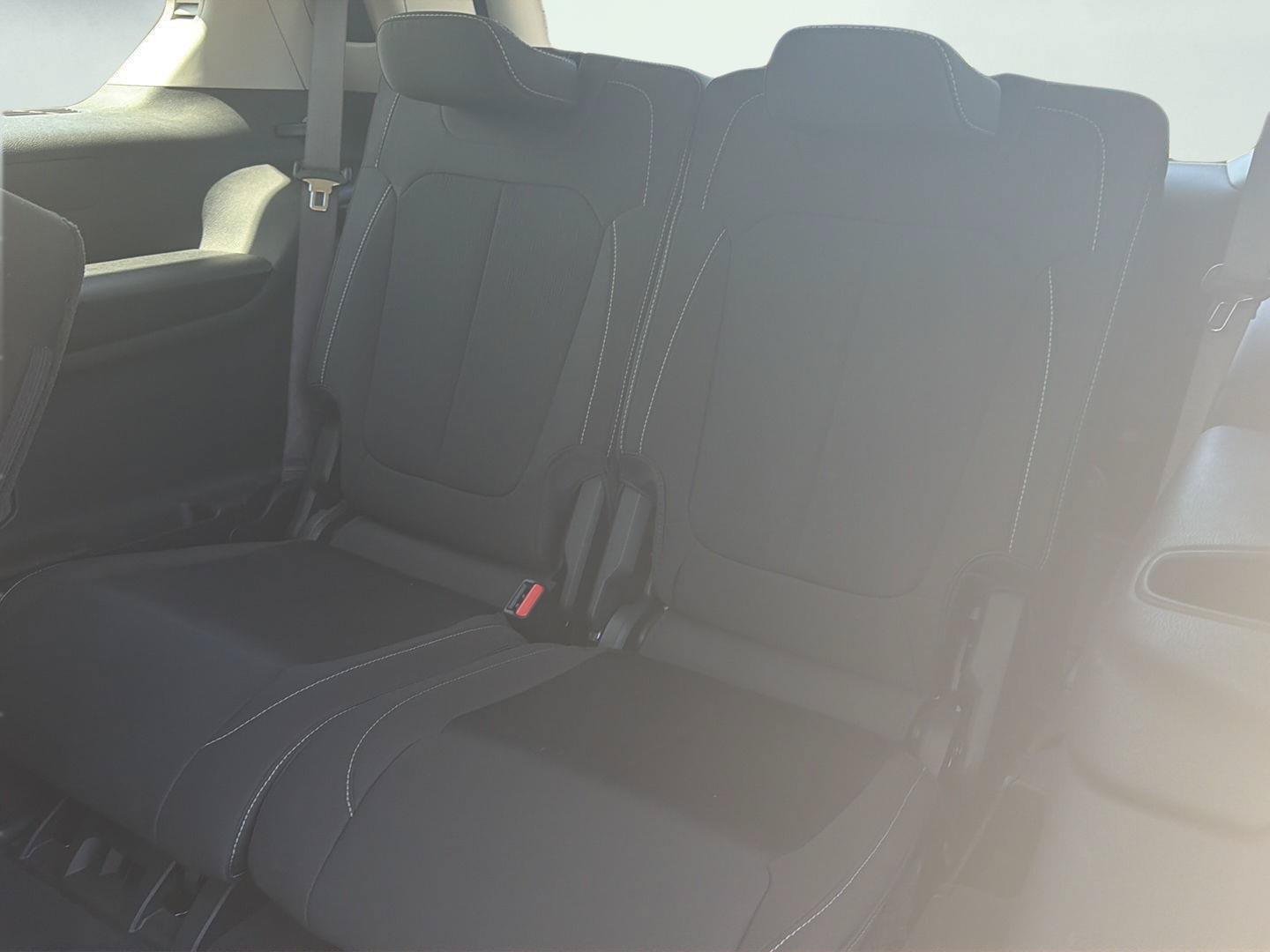Used 2023 Jeep Grand Cherokee L Laredo AWD/4WD image 29
