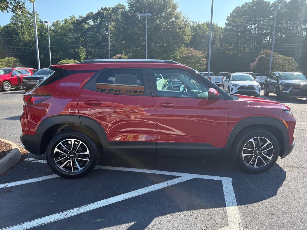 New 2026 Chevrolet TrailBlazer LT w/ Convenience Package FWD image 4
