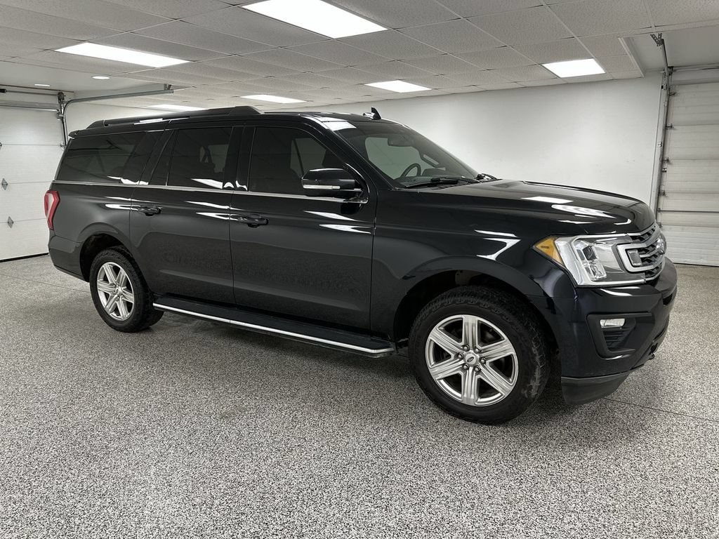 Used 2019 Ford Expedition Max XLT w/ Equipment Group 202A AWD/4WD image 2