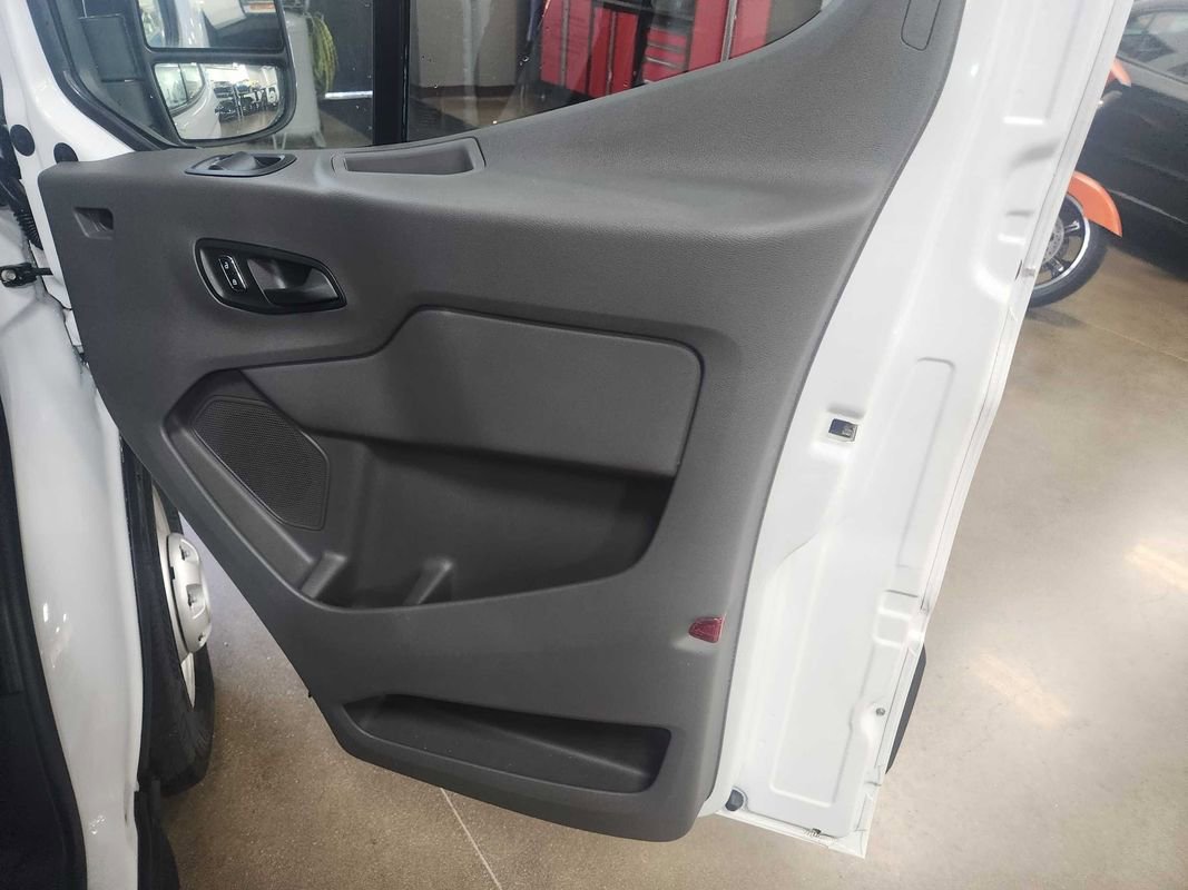 Used 2024 Ford Transit 250 Low Roof AWD image 48