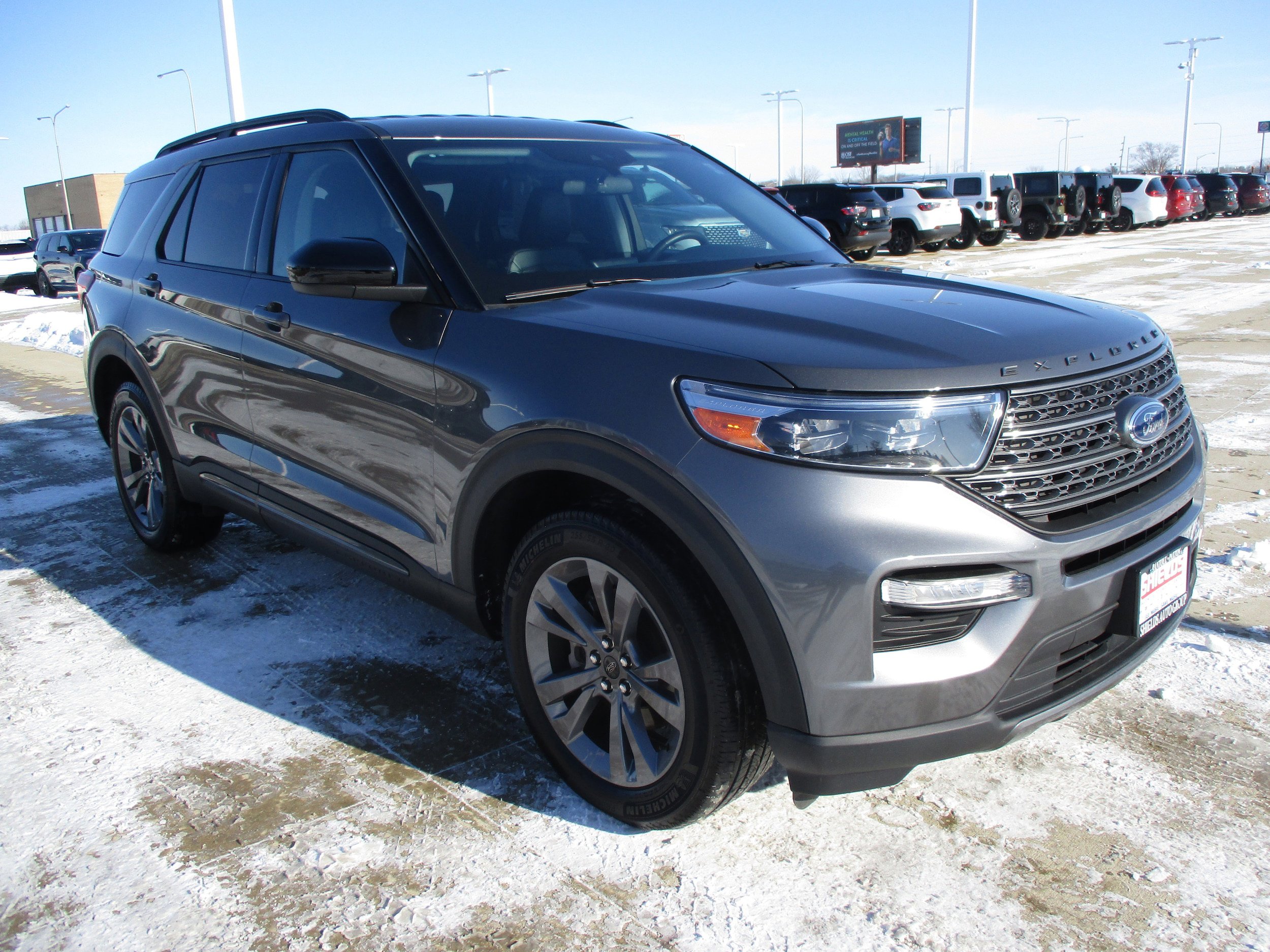 Used 2023 Ford Explorer XLT w/ Equipment Group 202A image 10