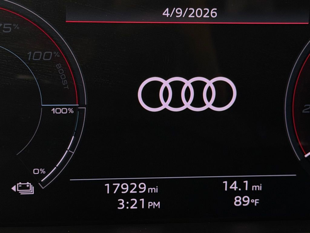 Used 2024 Audi Q8 e-tron Premium image 18