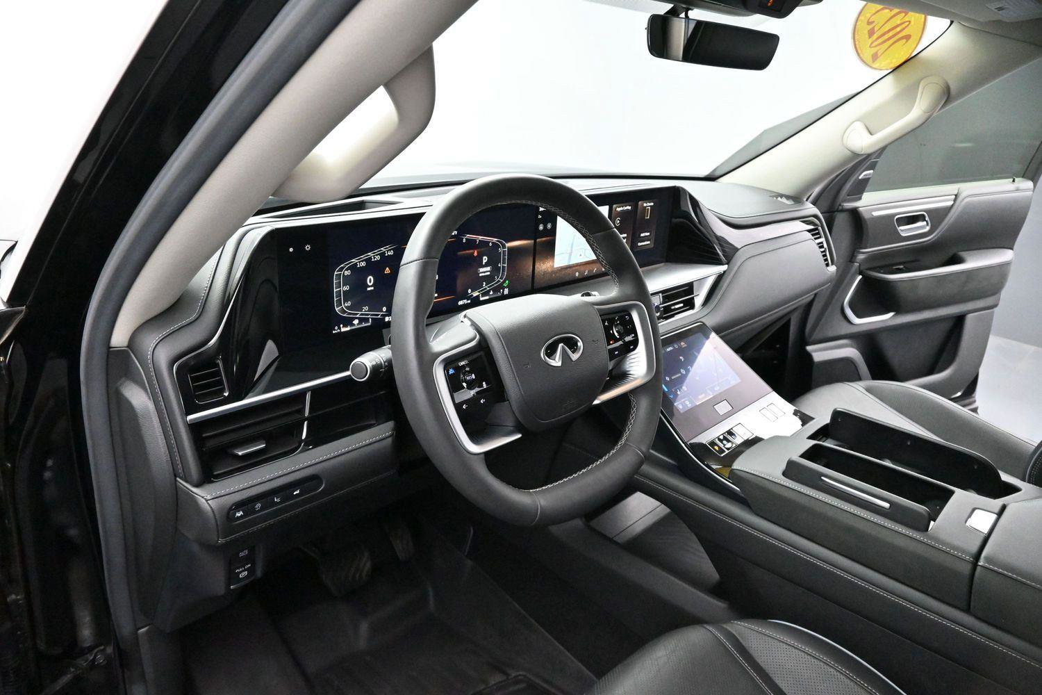Used 2025 INFINITI QX80 Luxe w/ Exterior Package AWD/4WD image 12