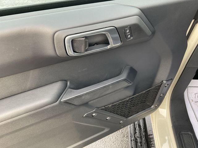 New 2025 Ford Bronco Outer Banks image 13