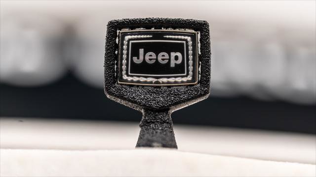 Used 1988 Jeep Grand Wagoneer image 19