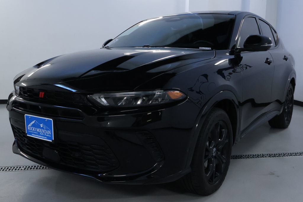 Used 2024 Dodge Hornet R/T Plus w/ Tech Pack Plus w/o Parking image 3
