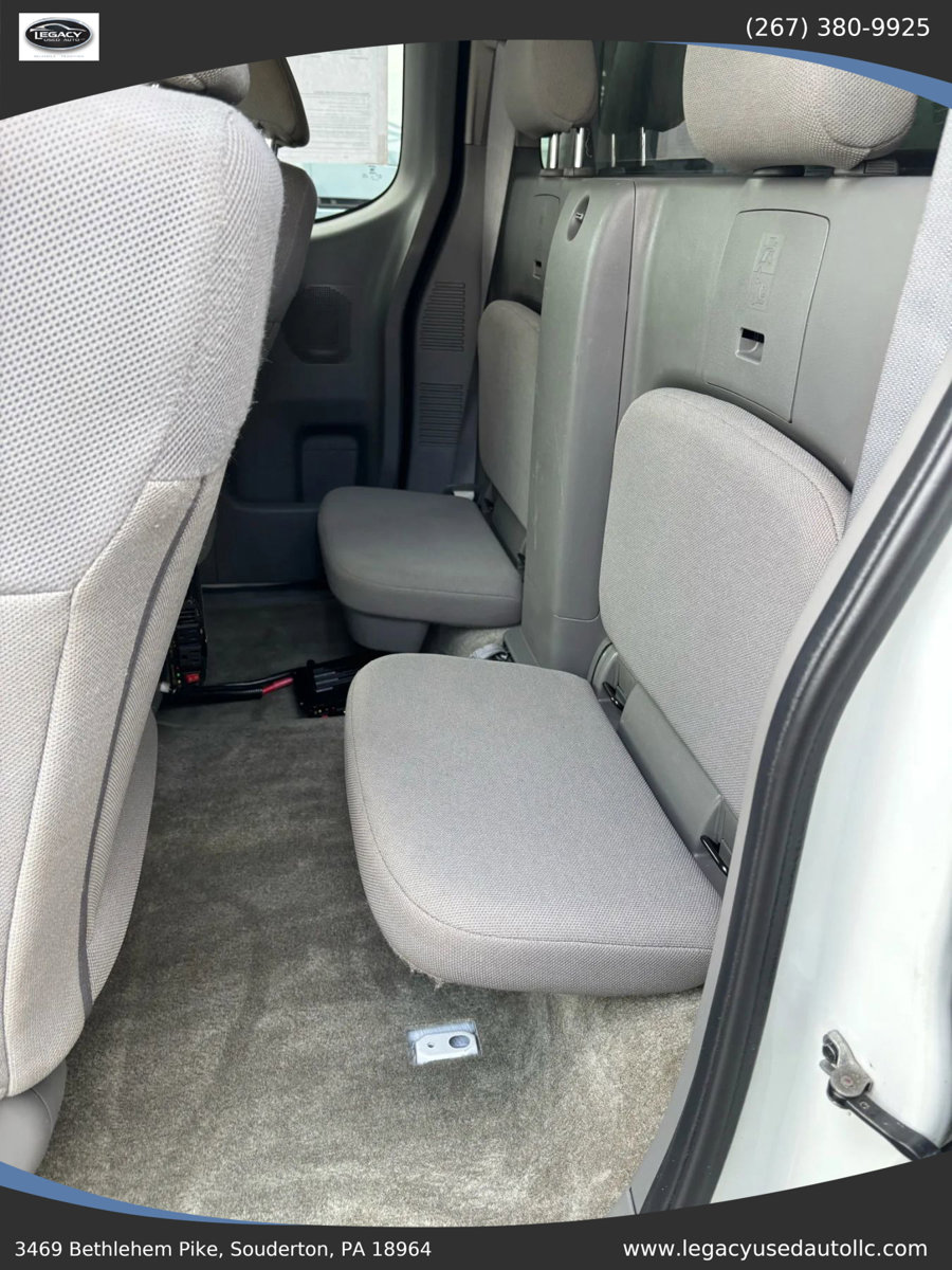 Used 2017 Nissan Frontier S image 25