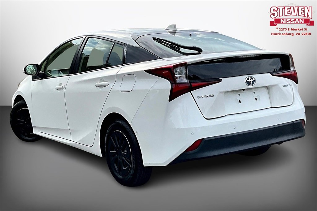 Used 2022 Toyota Prius L Eco image 4